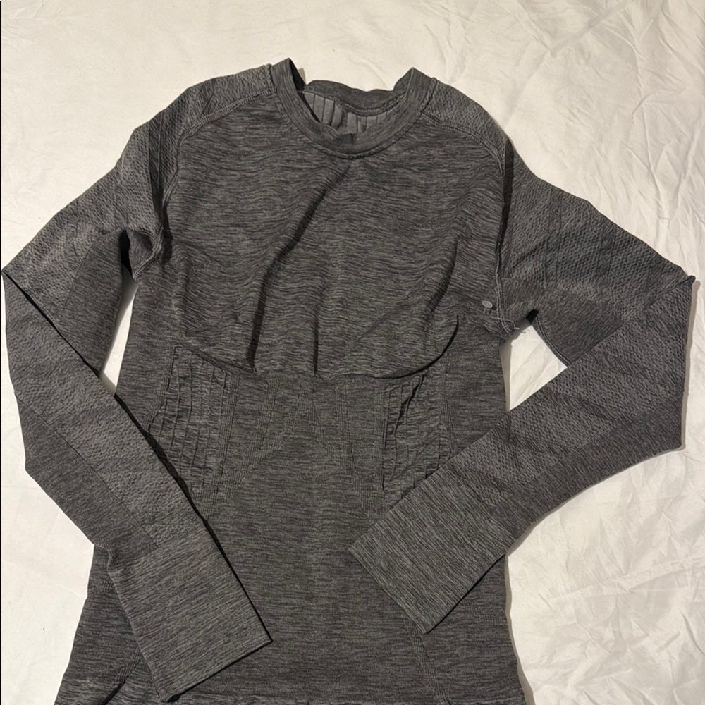 Blanqi Gray Women's Long Sleeve Top Never Worn